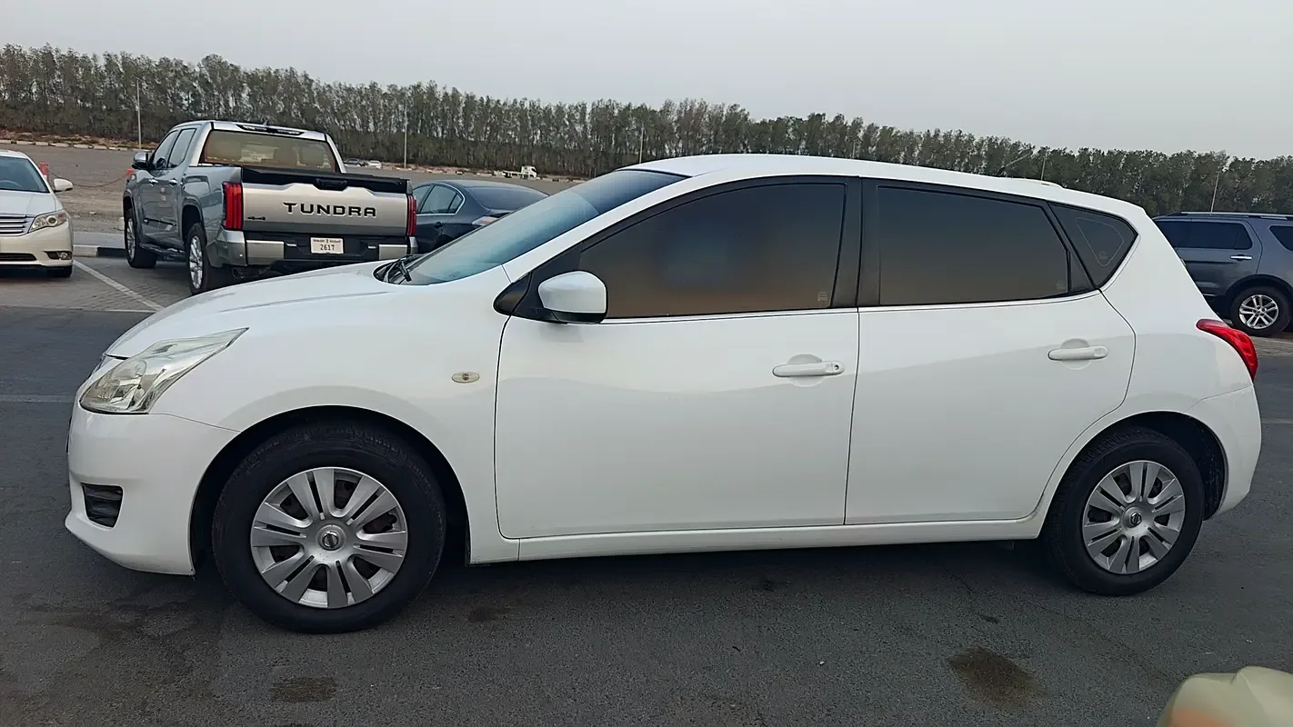 Nissan Tiida 1.6 CVT (117 hp) - 2