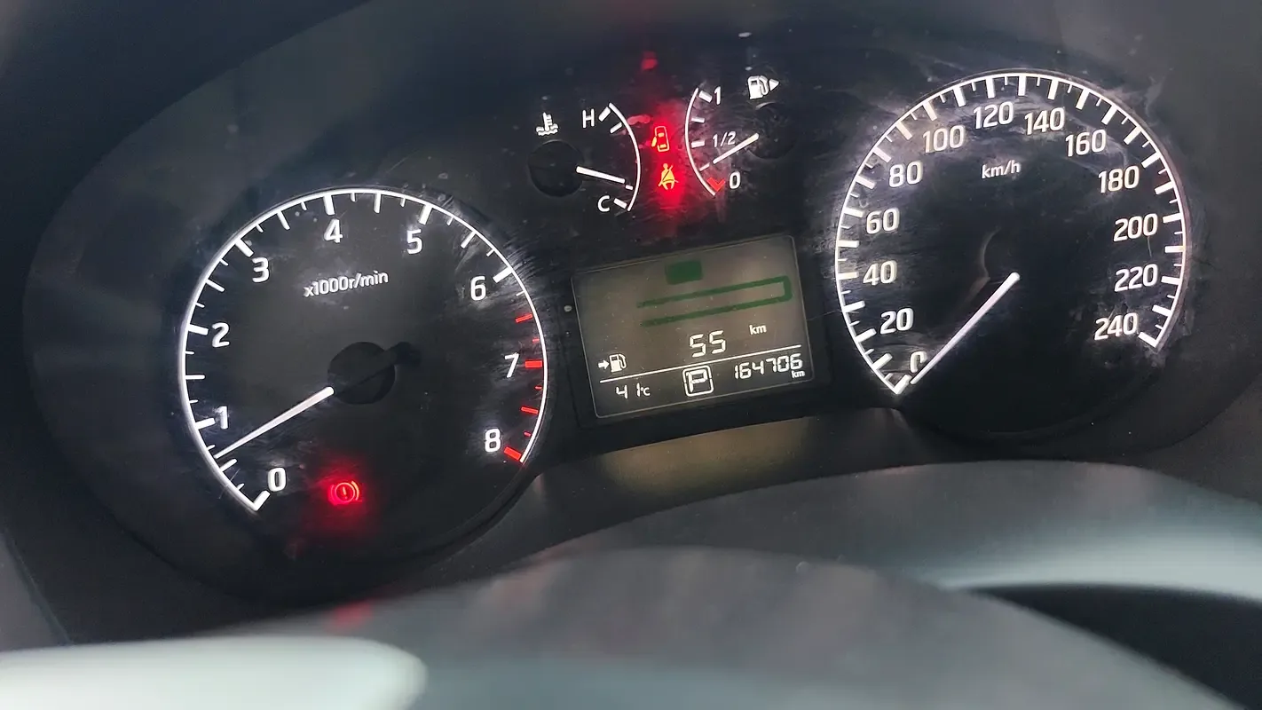 Nissan Tiida 1.6 CVT (117 hp) - 15