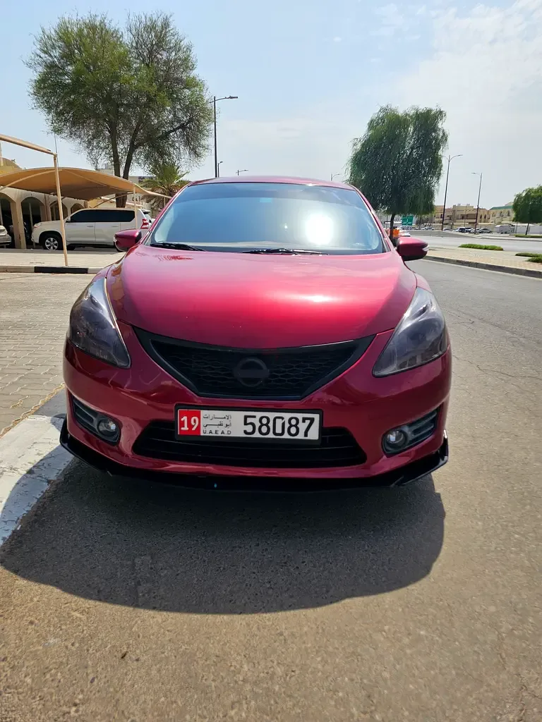 Nissan Tiida 1.6 CVT (117 حصان) - 2
