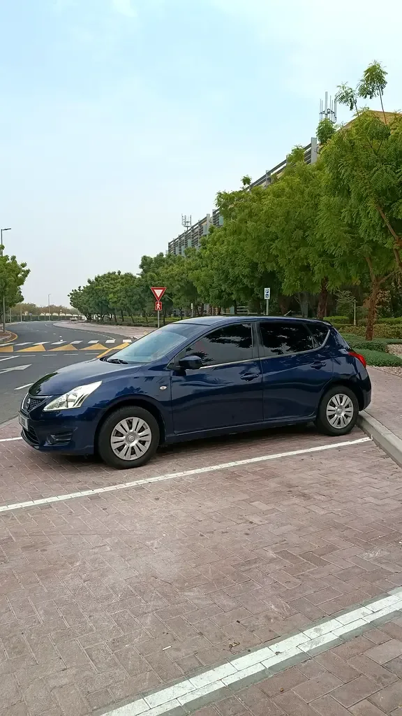 Nissan Tiida 1.6 CVT (117 hp) - 3