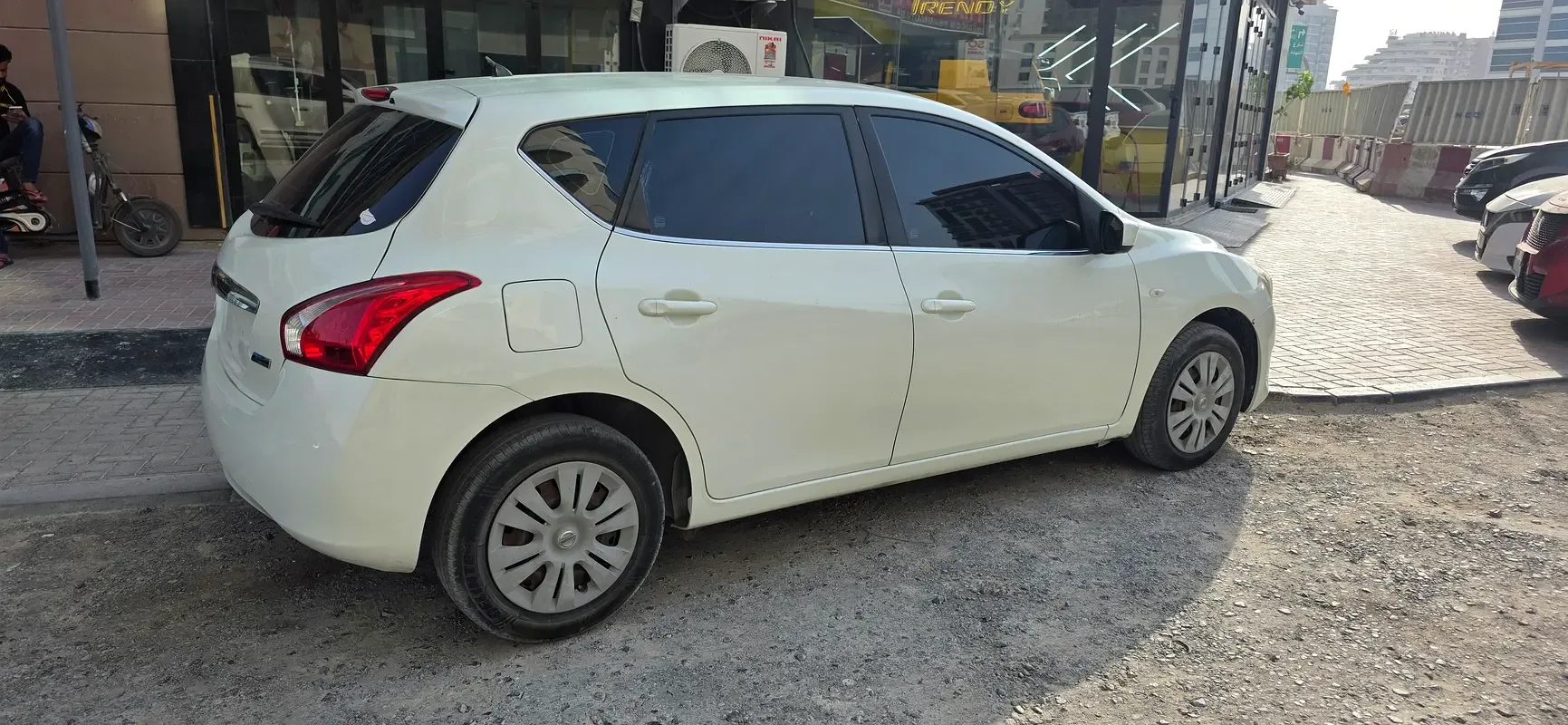 Nissan Tiida 1.6 CVT (117 حصان) - 4