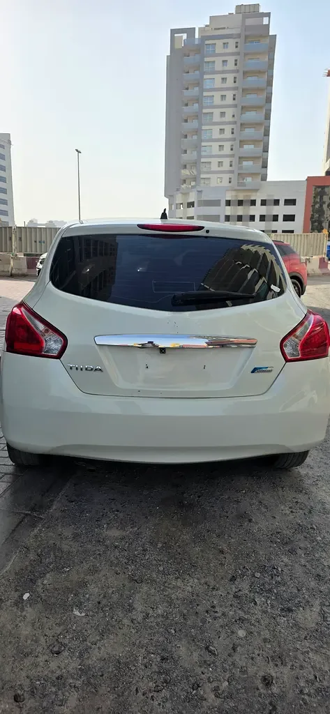 Nissan Tiida 1.6 CVT (117 حصان) - 6