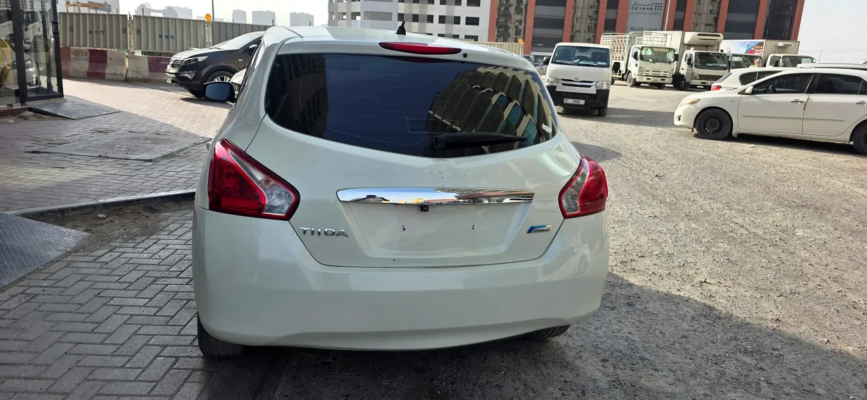 Nissan Tiida 1.6 CVT (117 حصان) - 10
