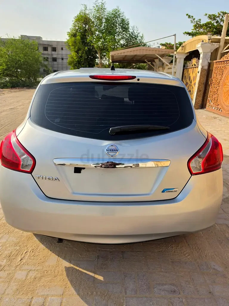 Nissan Tiida 1.6 CVT (117 hp) - 2