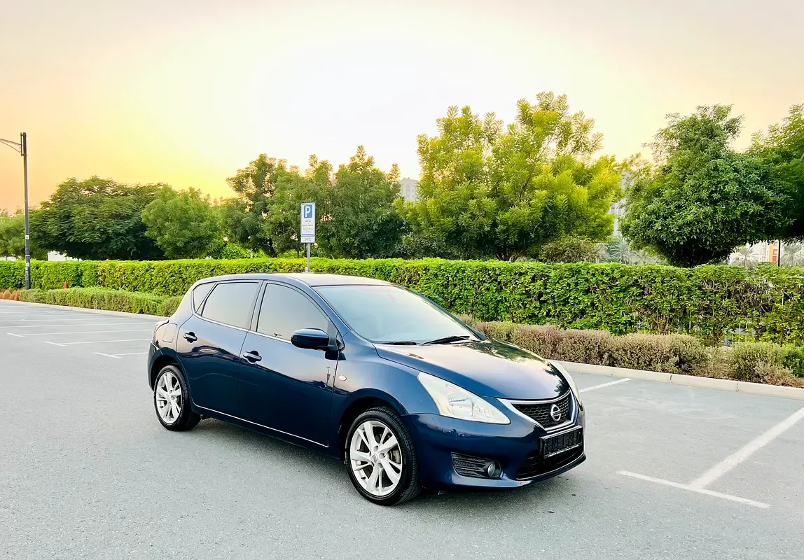 Nissan Tiida 1.6 CVT (117 حصان) - 2