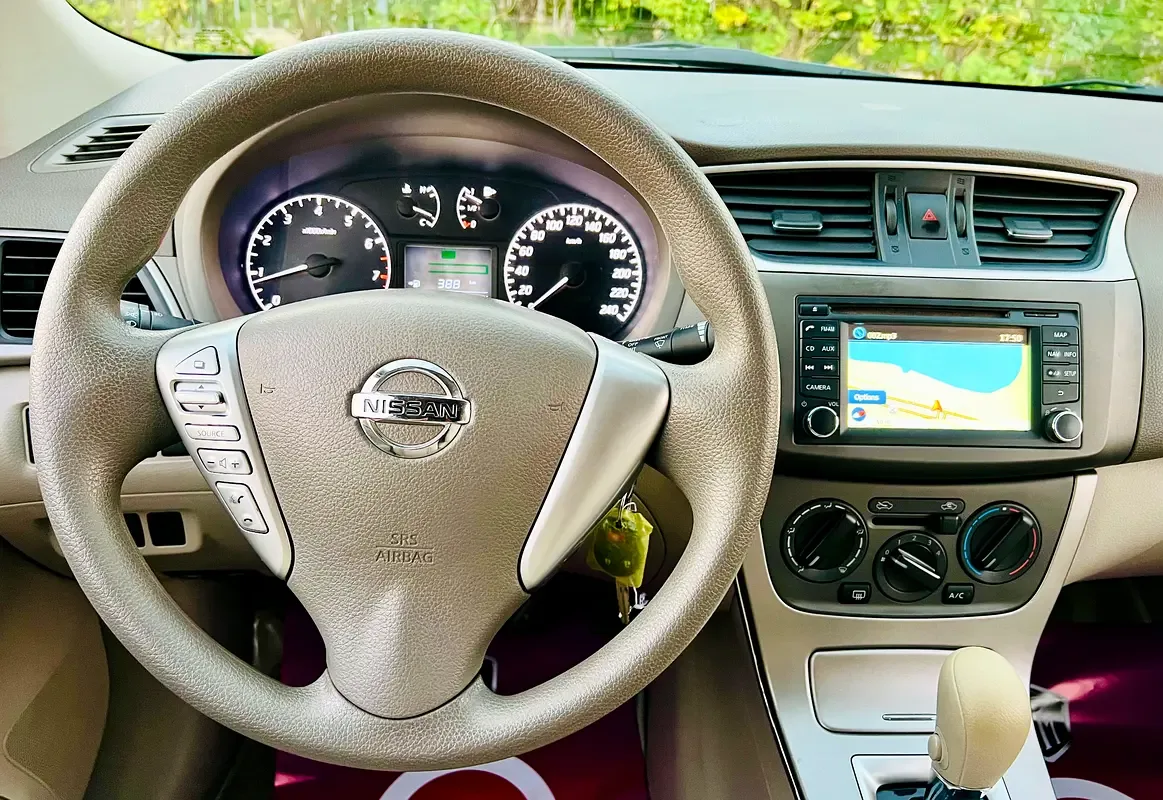Nissan Tiida 1.6 CVT (117 حصان) - 13
