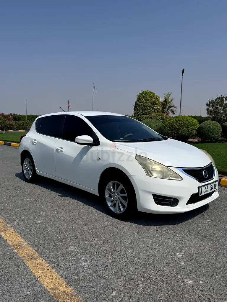 Nissan Tiida 1.6 CVT (117 حصان)