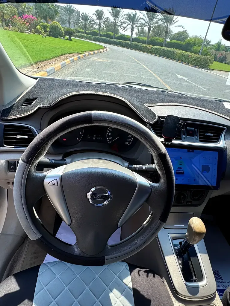 Nissan Tiida 1.6 CVT (117 حصان) - 10
