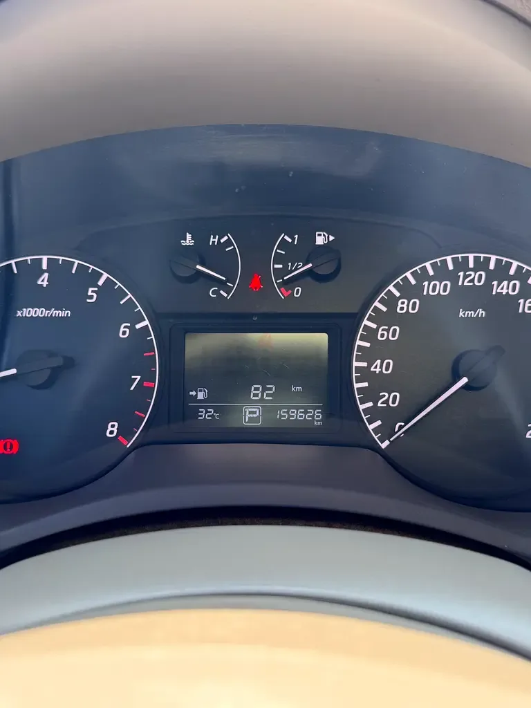 Nissan Tiida 1.6 CVT (117 حصان) - 13