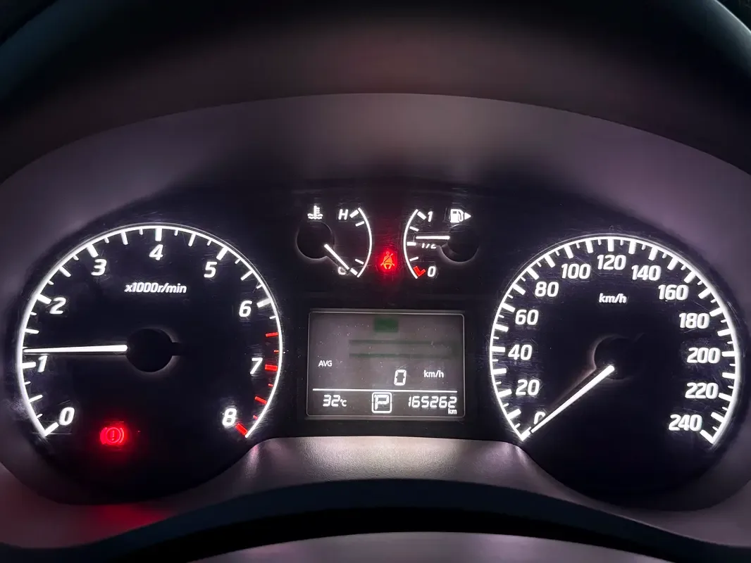 Nissan Tiida 1.6 CVT (117 حصان) - 7