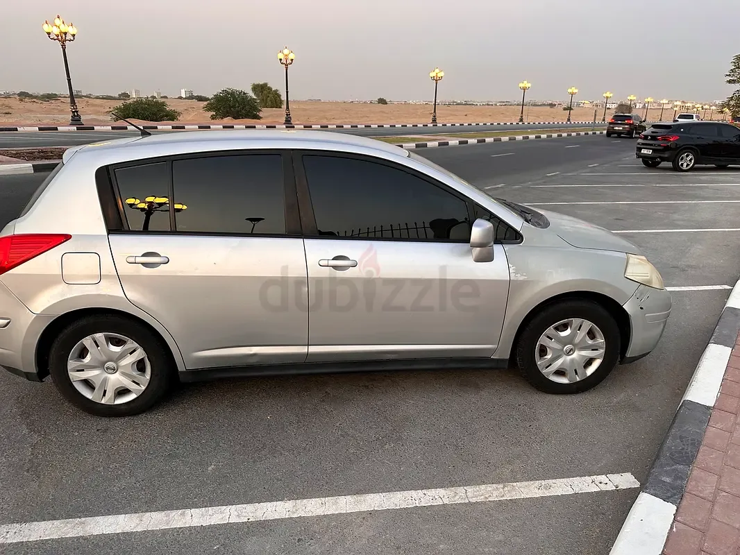 Nissan Tiida 1.8 AT (128 حصان) - 3