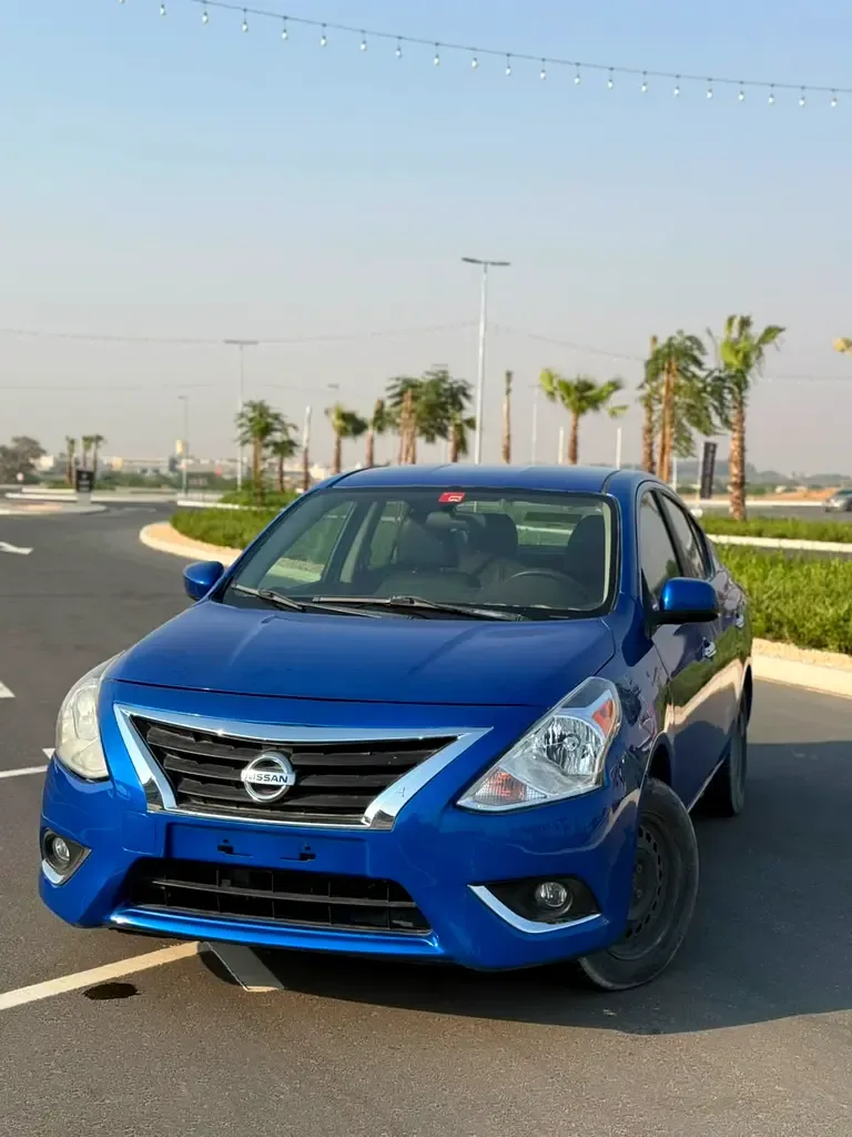 Nissan Versa 1.6 AT (109 hp)
