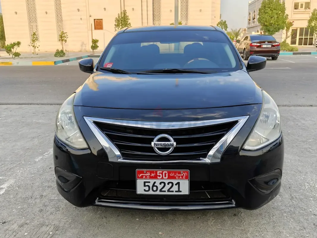 Nissan Versa 1.6 AT (109 hp)