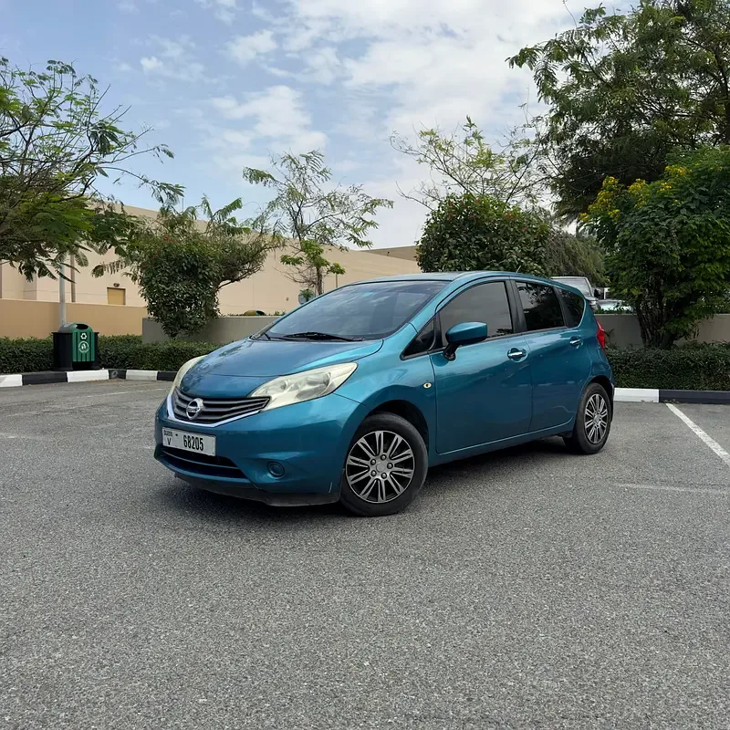 Nissan Versa 1.6 AT (109 hp)