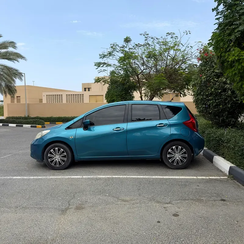 Nissan Versa 1.6 AT (109 حصان) - 4