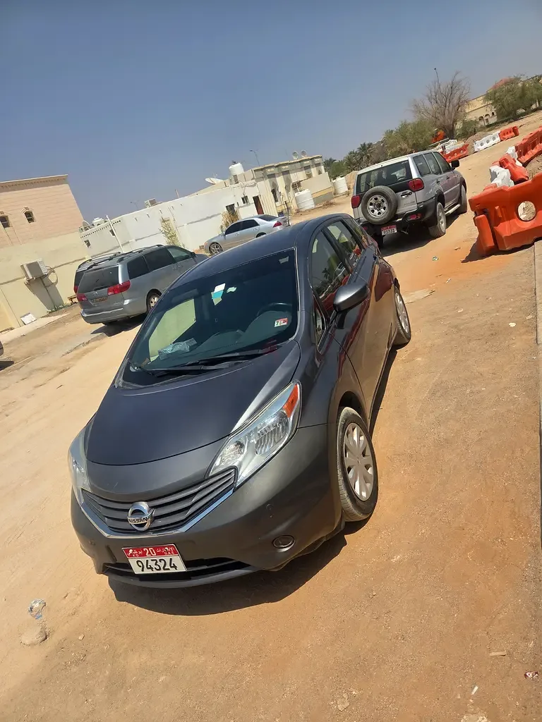 Nissan Versa 1.6 AT (109 hp) - 2
