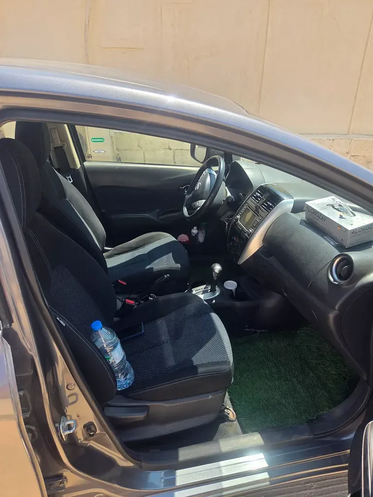 Nissan Versa 1.6 AT (109 hp) - 6