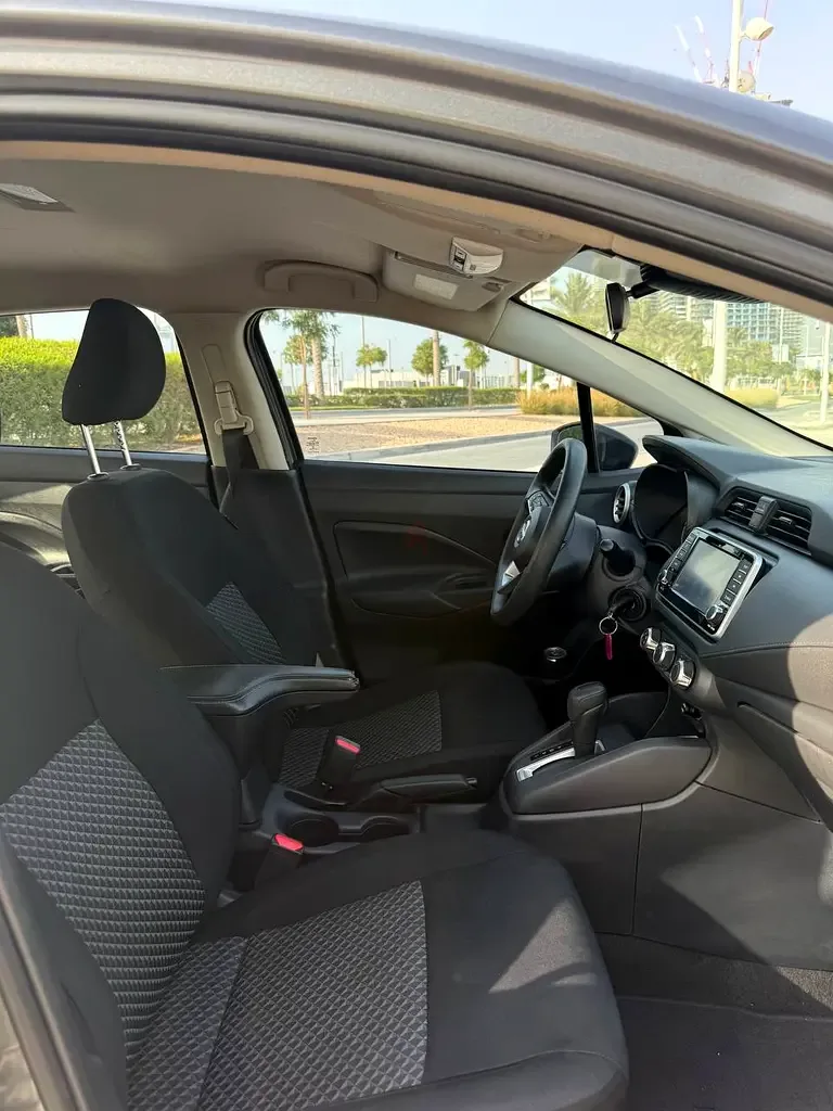 Nissan Versa 1.6 CVT (122 حصان) - 8