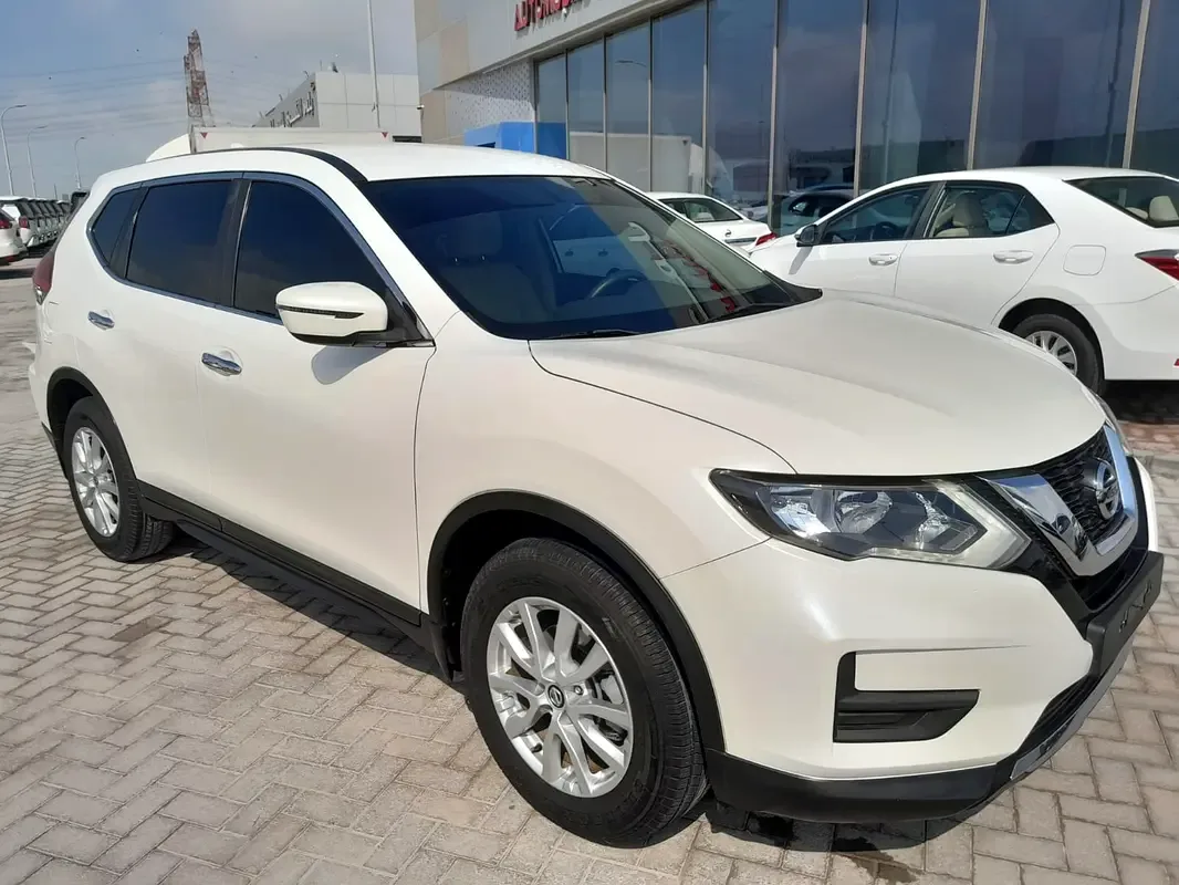 Nissan X-Trail 2.0 CVT (144 hp)