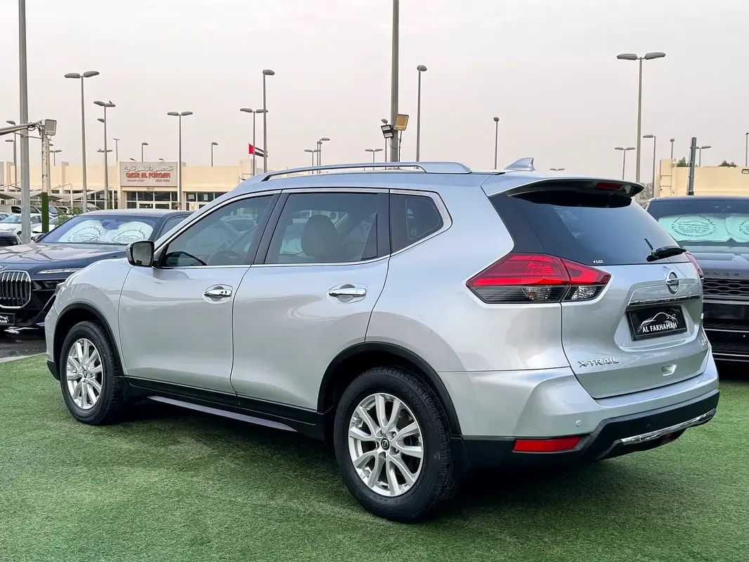 Nissan X-Trail 2.0 CVT (144 حصان) - 6