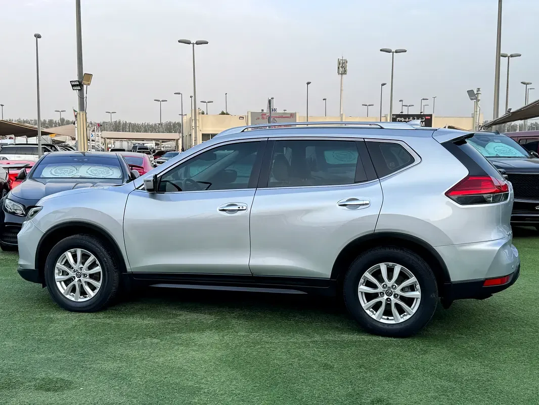 Nissan X-Trail 2.0 CVT (144 حصان) - 5