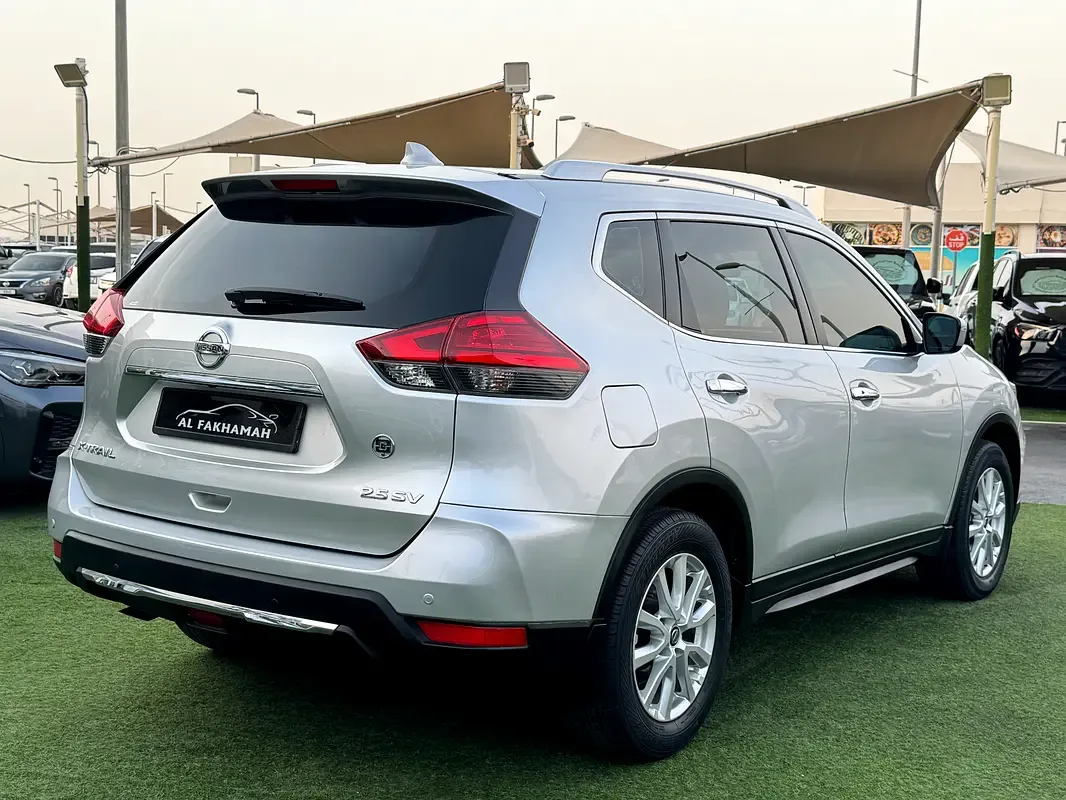 Nissan X-Trail 2.0 CVT (144 حصان) - 8