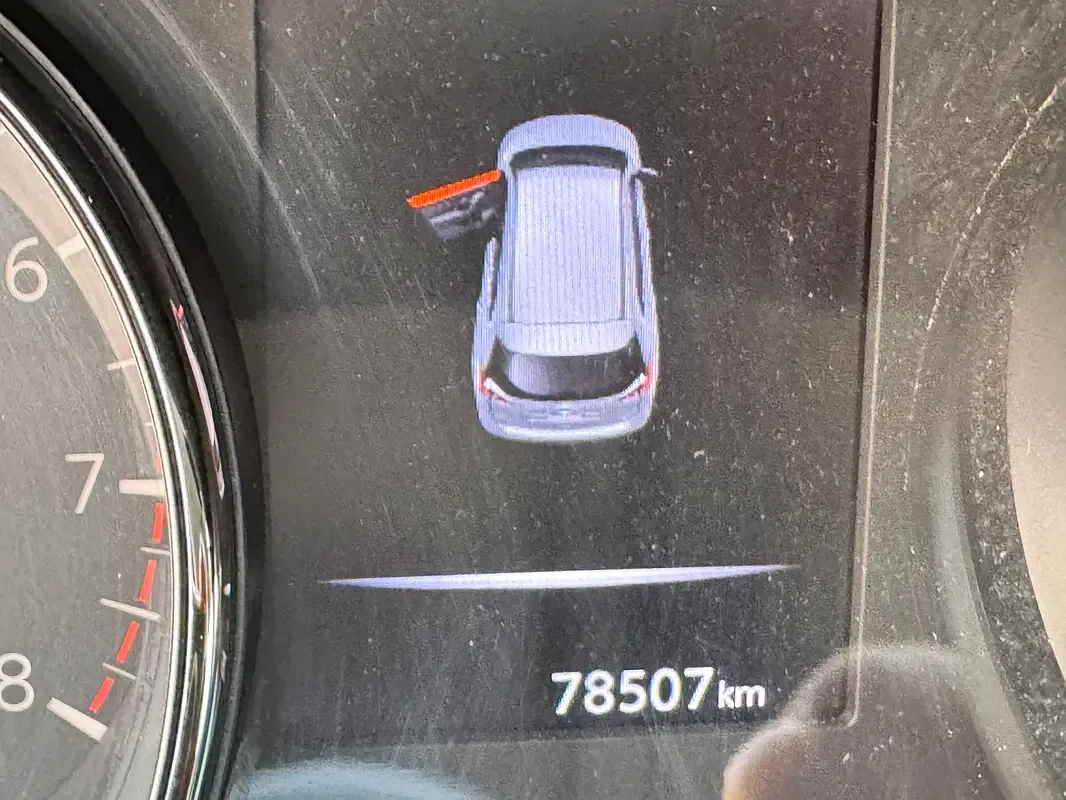 Nissan X-Trail 2.0 CVT (144 حصان) - 16
