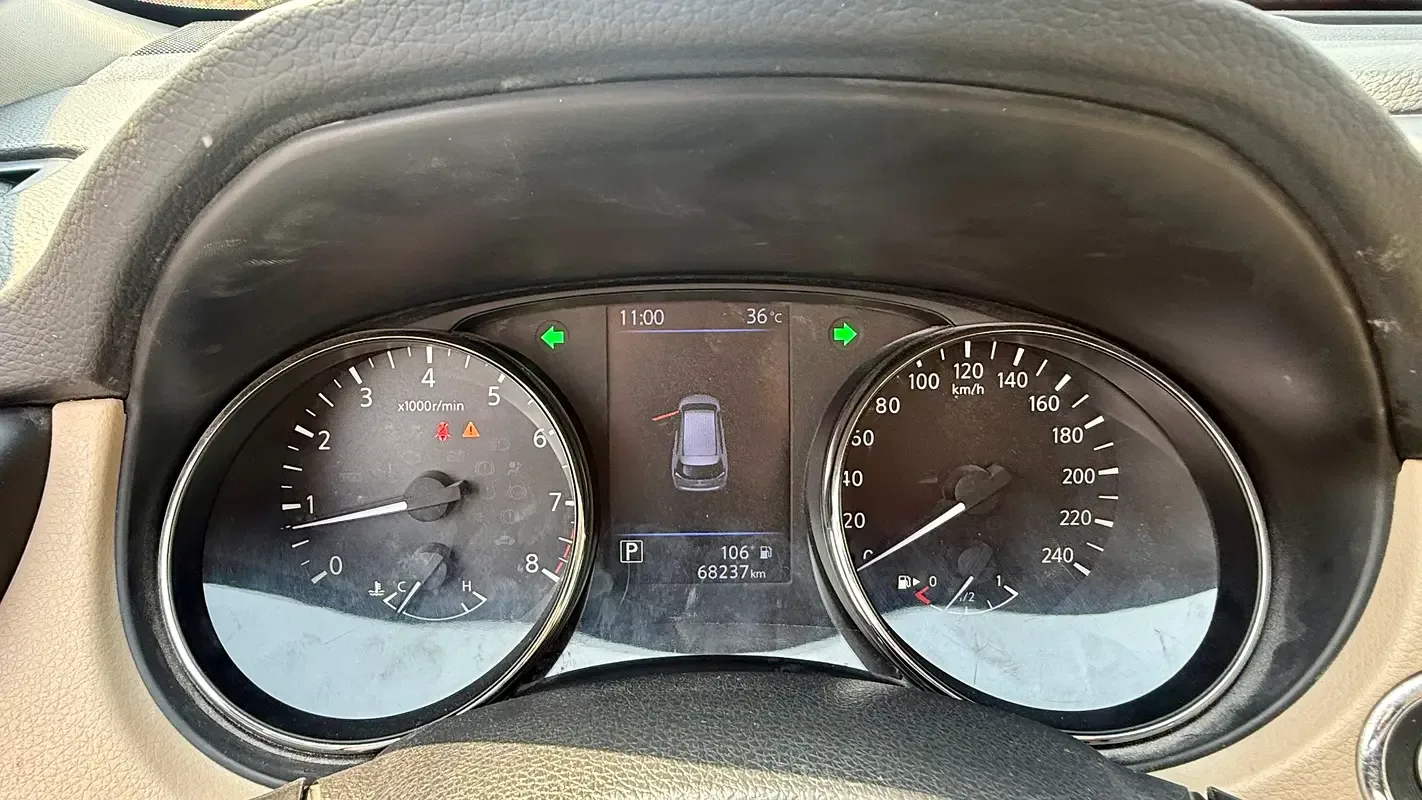 Nissan X-Trail 2.0 CVT (144 حصان) - 17