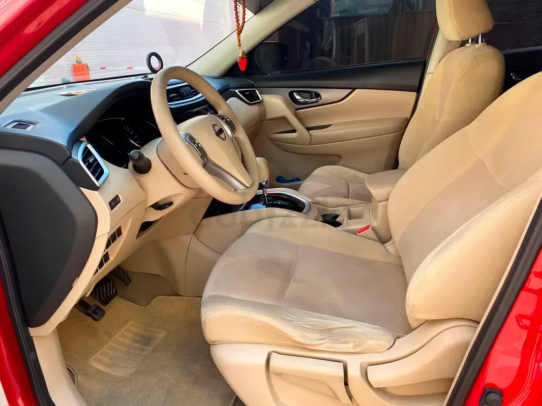 Nissan X-Trail 2.5 CVT (170 hp)
