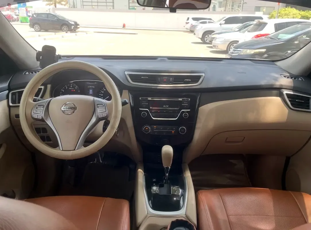 Nissan X-Trail 2.5 CVT (170 hp)