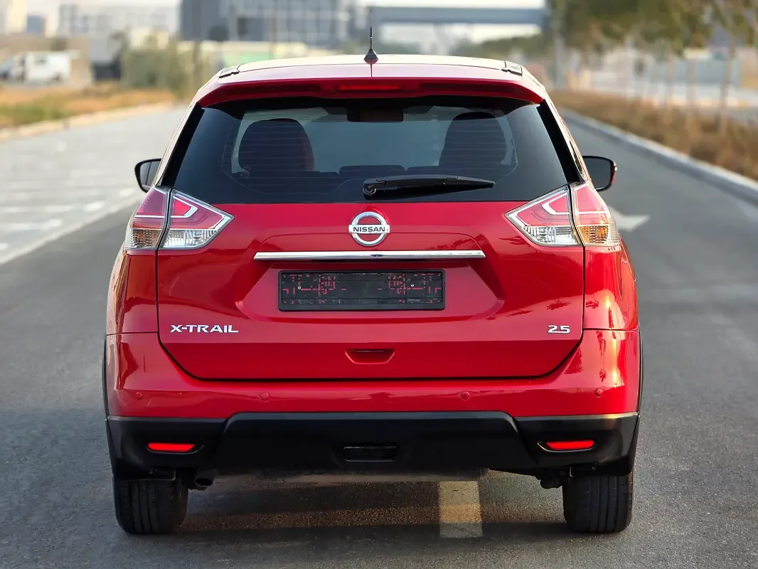 Nissan X-Trail 2.5 CVT (170 حصان) - 19
