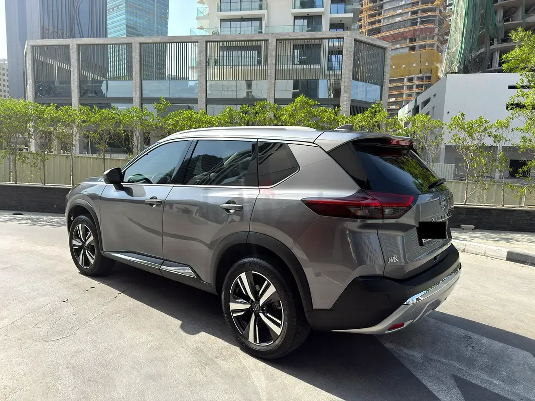 Nissan X-Trail 2.5 CVT 4WD (184 hp)