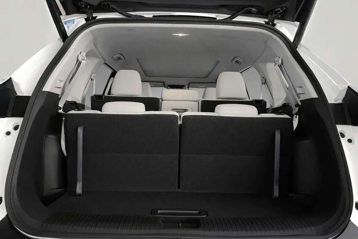 Nissan X-Trail 2.5 CVT 4WD (184 حصان) - 11