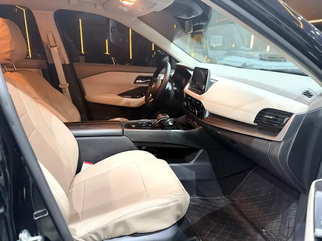 Nissan X-Trail 2.5 CVT 4WD (184 hp) - 9