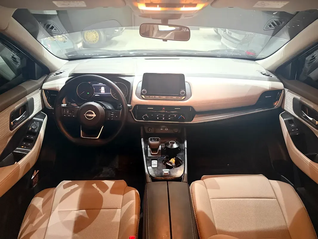 Nissan X-Trail 2.5 CVT 4WD (184 hp) - 8