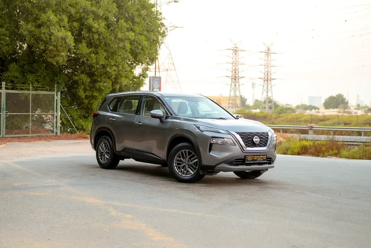 Nissan X-Trail 2.5 CVT 4WD (184 حصان) - 2