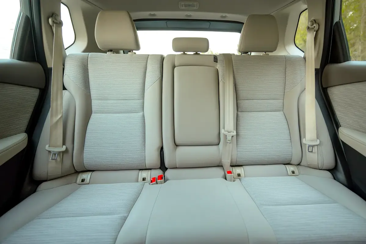 Nissan X-Trail 2.5 CVT 4WD (184 حصان) - 12