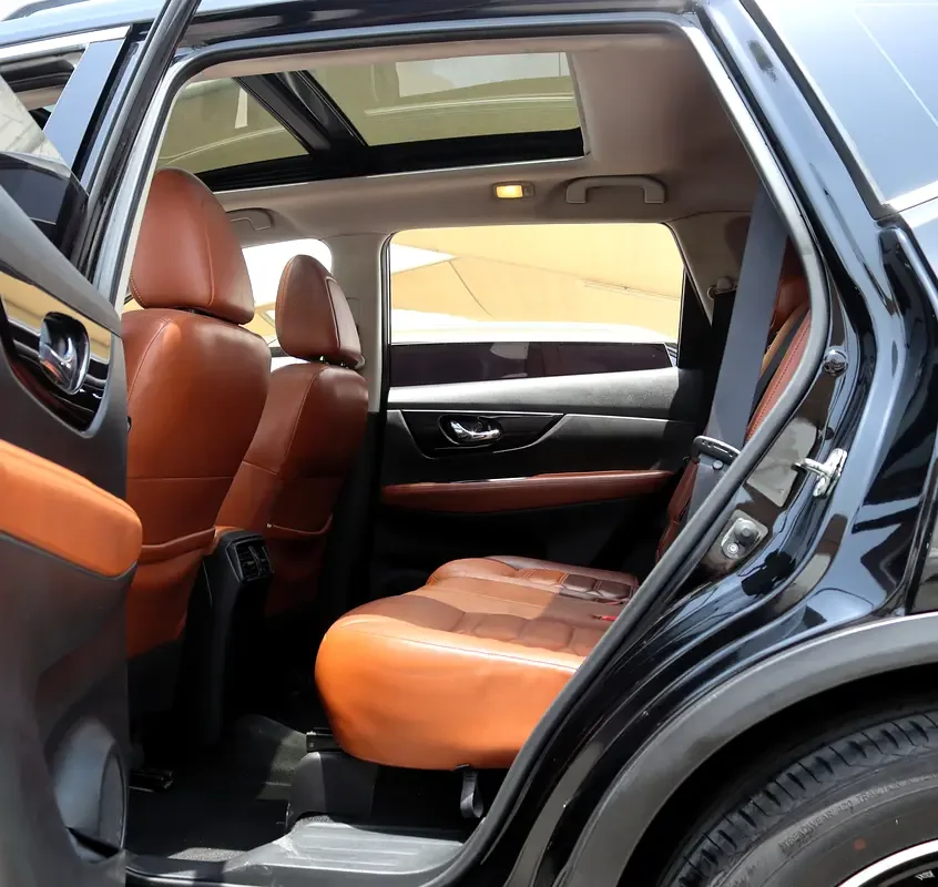 Nissan X-Trail 2.5 CVT AWD (171 حصان) - 11