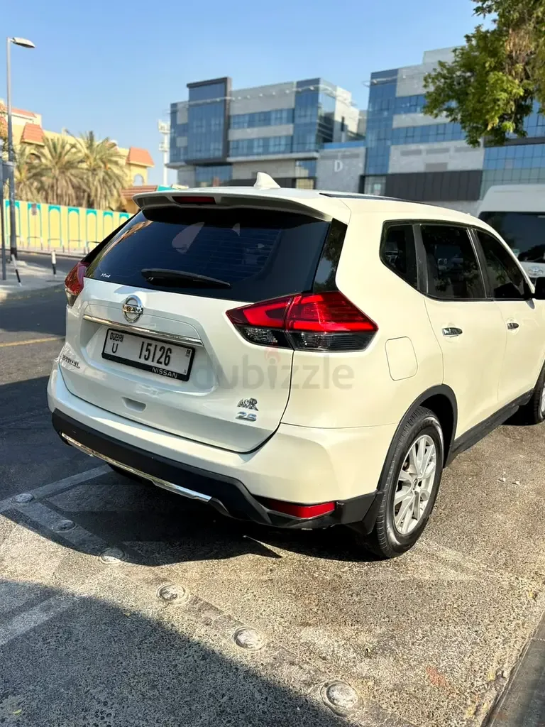 Nissan X-Trail 2.5 CVT AWD (171 حصان) - 6