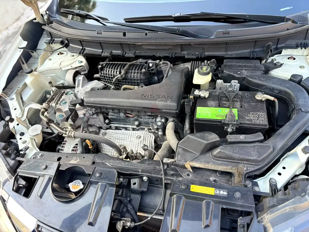 Nissan X-Trail 2.5 CVT AWD (171 حصان) - 15