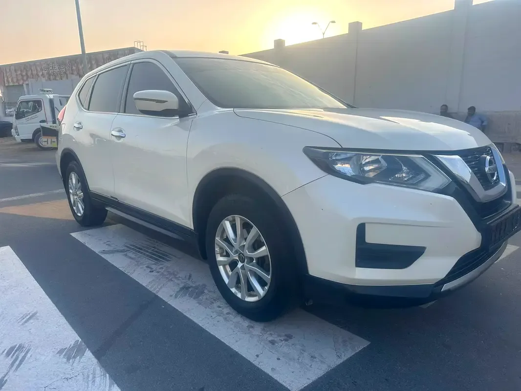 Nissan X-Trail 2.5 CVT AWD (171 حصان) - 3
