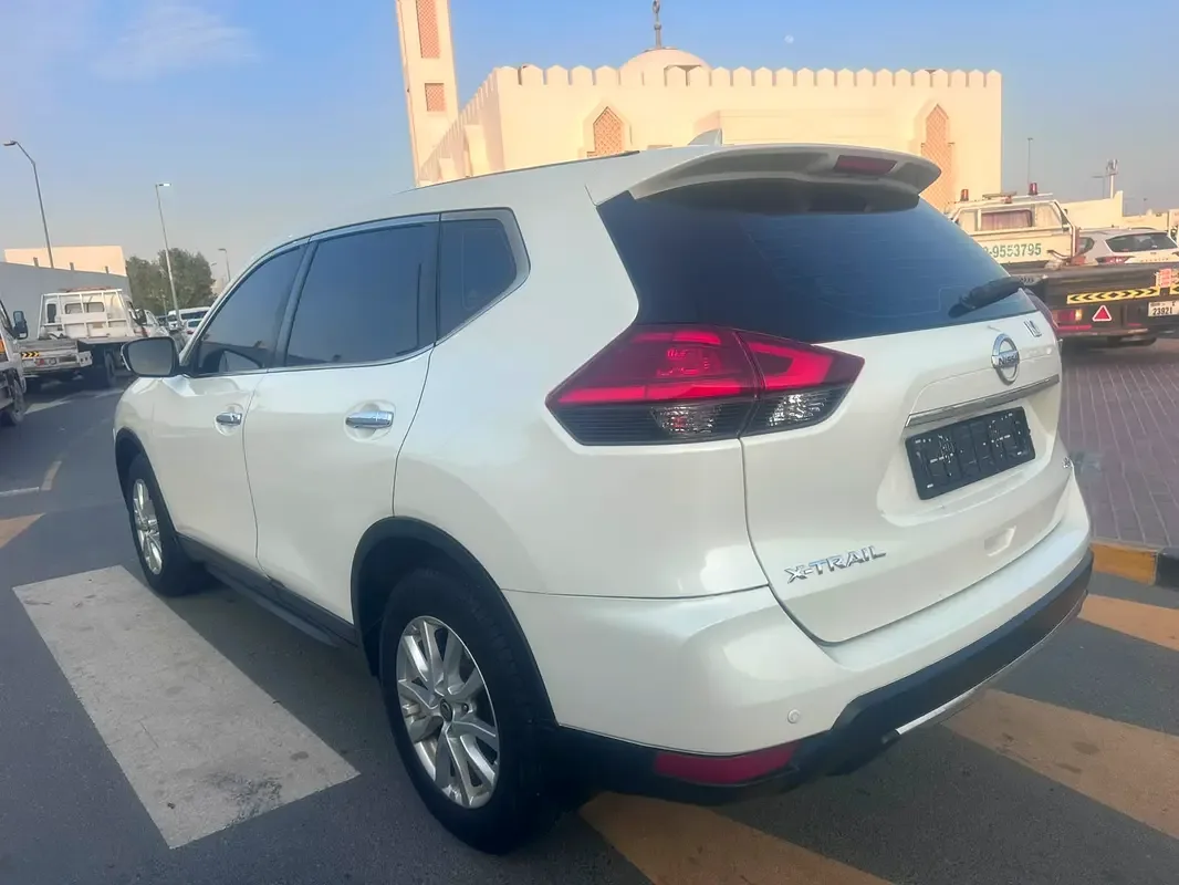 Nissan X-Trail 2.5 CVT AWD (171 حصان) - 6