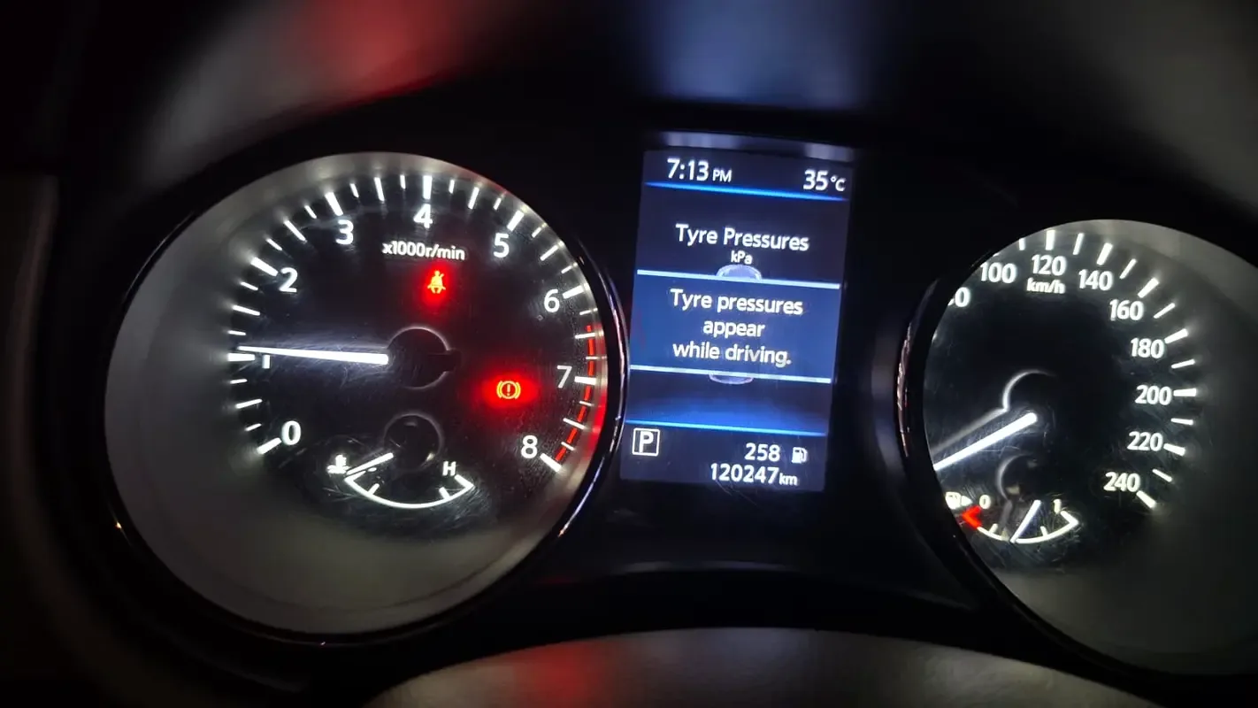 Nissan X-Trail 2.5 CVT AWD (171 hp) - 13