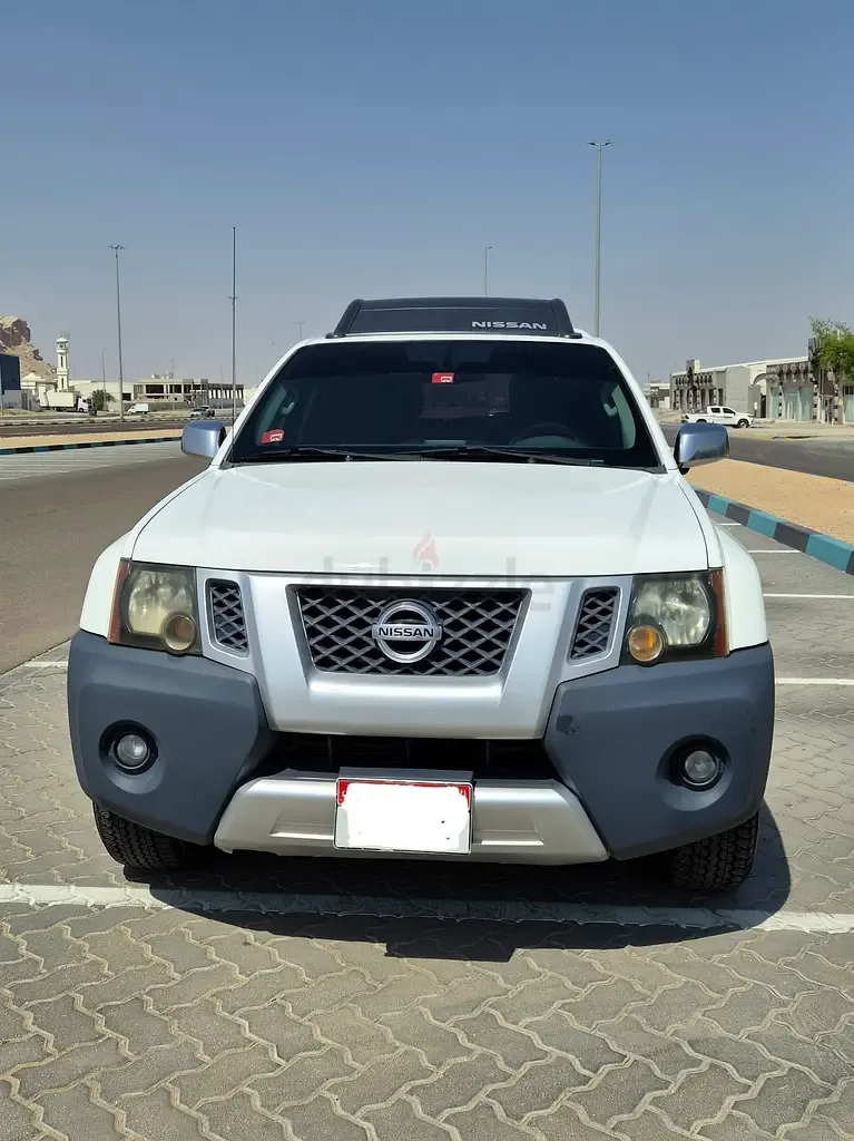 Nissan Xterra 4.0 AT (265 hp)