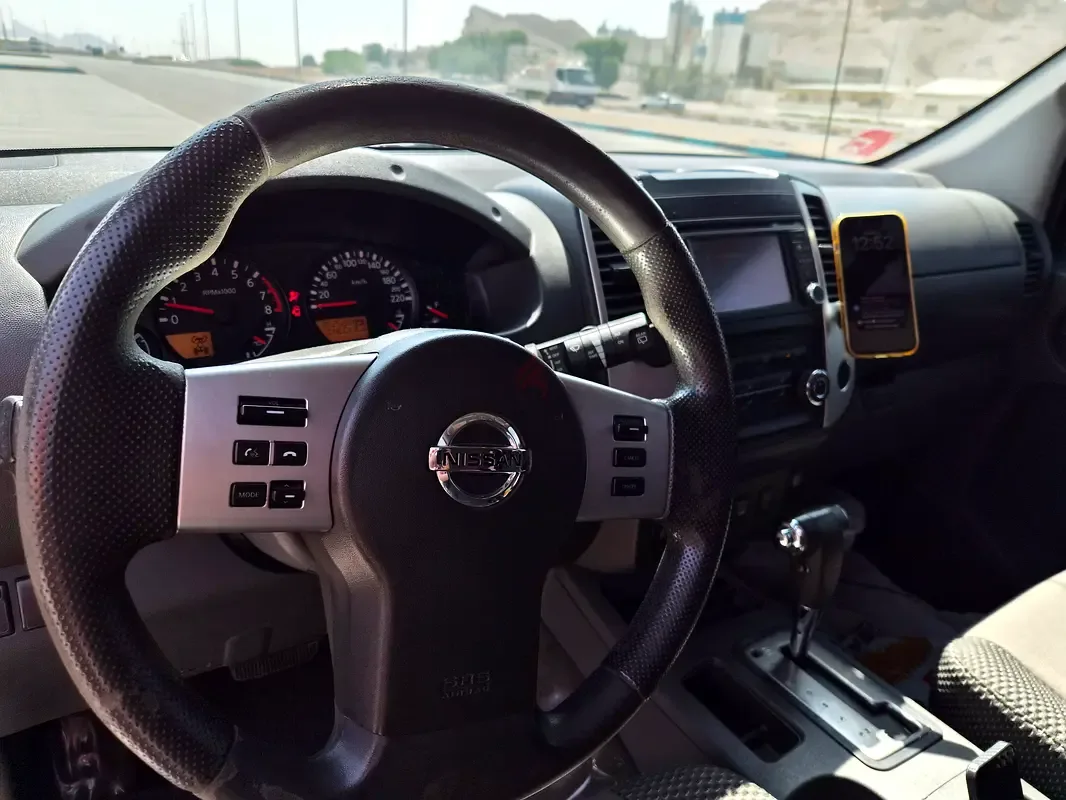 Nissan Xterra 4.0 AT (265 hp) - 4