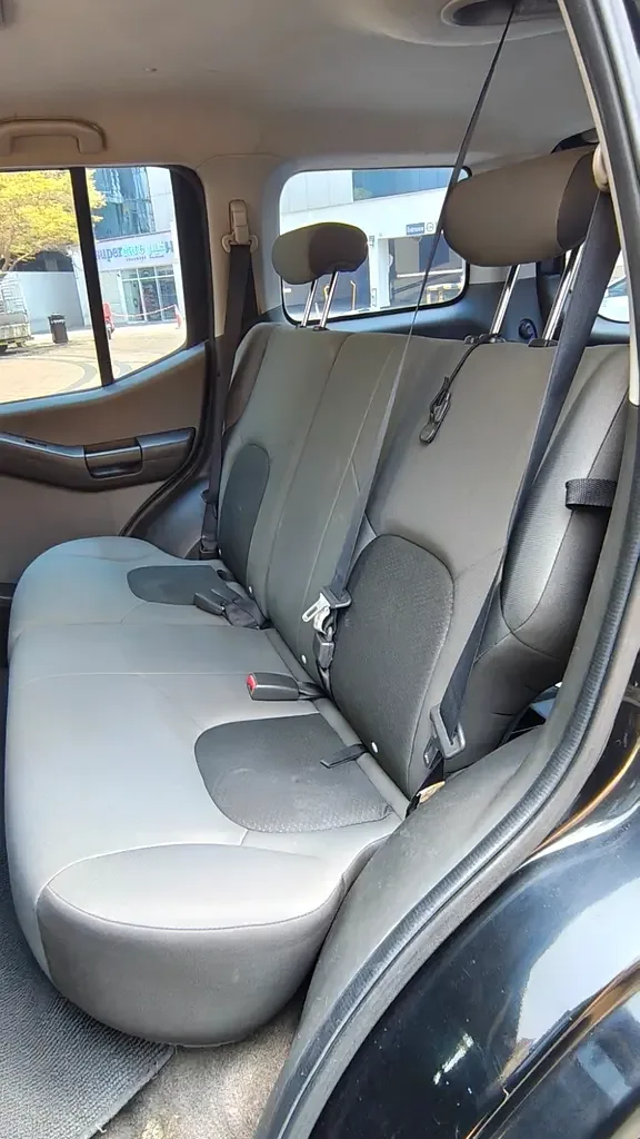 Nissan Xterra 4.0 AT (265 hp) - 14
