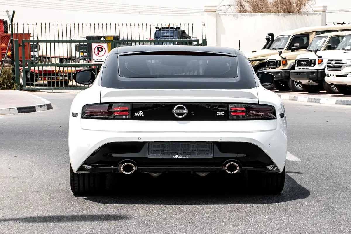Nissan Z 3.0 MT (400 hp) - 7