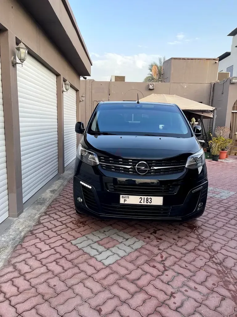 Opel Zafira Life 2.0 D AT (150 hp)