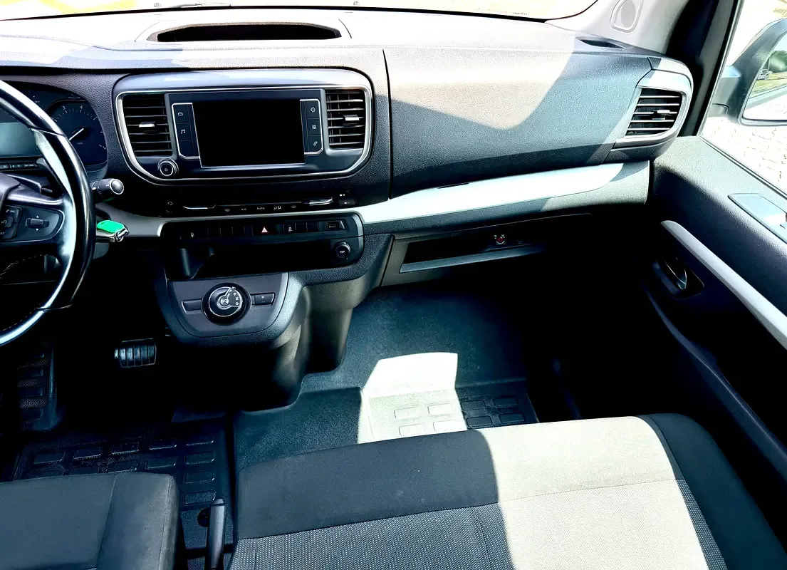 Opel Zafira Life 2.0 l, 150 hp, ديزل, ناقل حركة أوتوماتيكي, front drive - 14