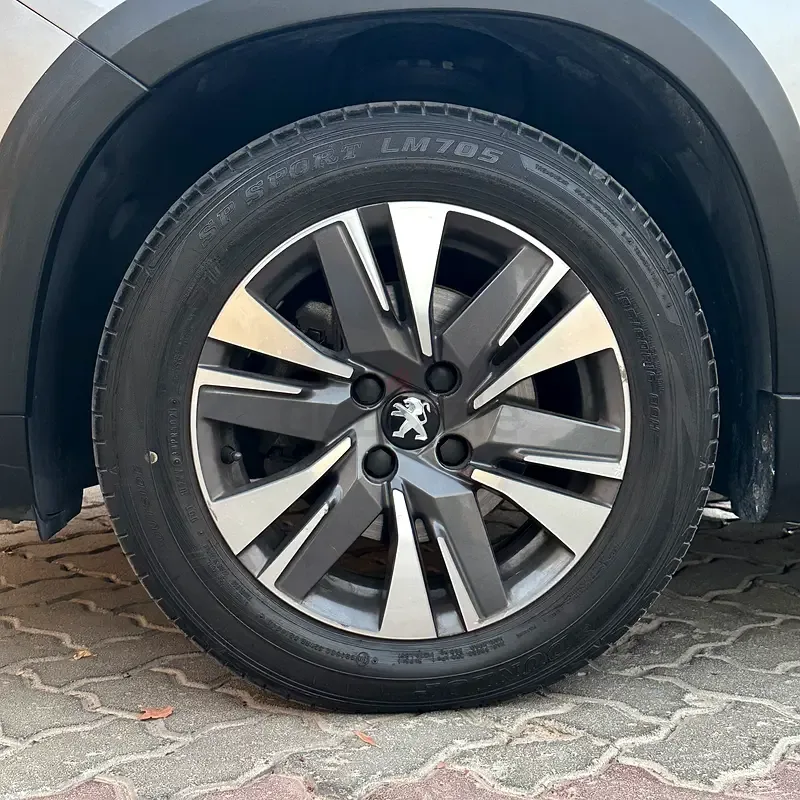 Peugeot 2008 1.2 AT (110 حصان) - 6